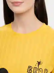 Желтый пижама женская: футболка и шорты