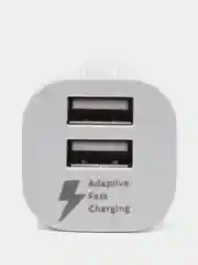 Белый автомобильное зарядное устройство, 12в, 2 порта USB/зарядка в машину в прикуриватель