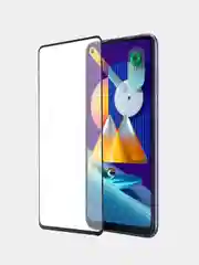 Защитное стекло Samsung M11 в упаковке с салфетками