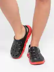 Черный сабо IZI, размеры 40-44