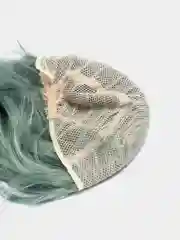 Зелёный хаки парик волнистый с длинной челкой