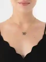 Белый цепочка на шею с подвеской "Бабочка"