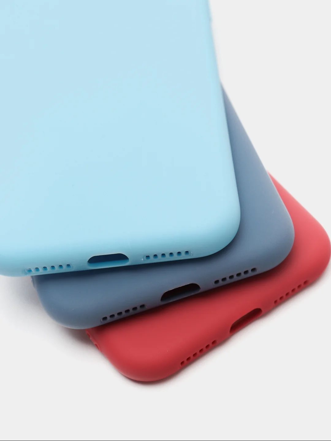 Голубой чехол iPhone 11 силиконовый с защитой камеры противоударный ( Айфон 11 )