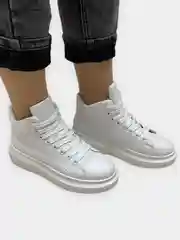 Белый кроссовки женские высокие