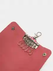 Розовый ключница из натуральной кожи