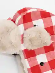 Коралловый шапка - ушанка женская