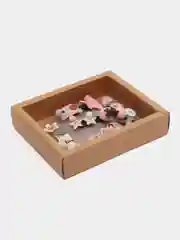 Конфетный подарочный набор заколок, в крафтовой коробке