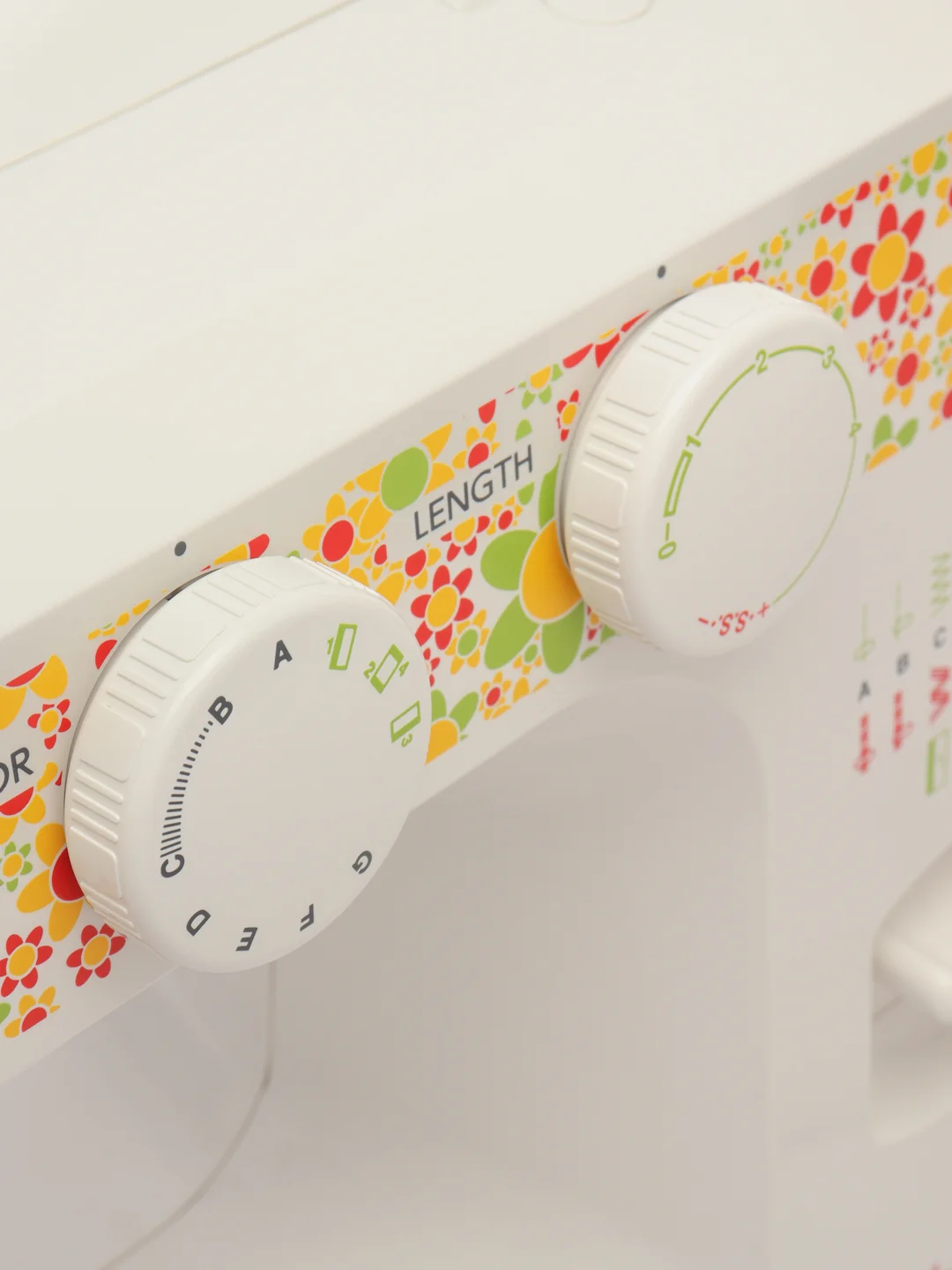 Швейная машина JANOME Color 55