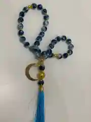 Белый четки автомобильные/тасбих ( в подарочной коробке)