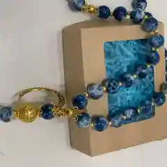 Белый четки автомобильные/тасбих ( в подарочной коробке)