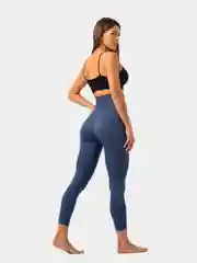 Коралловый спортивный женский костюм: легинсы и топ