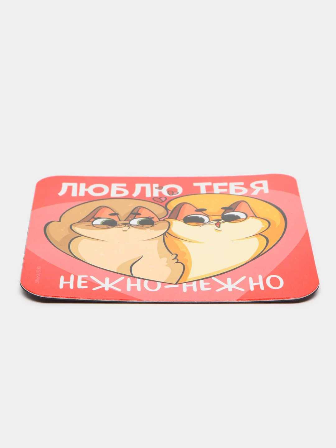 Красный магнит на холодильник для подарка на Новый год