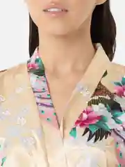 Бежевый халат женский