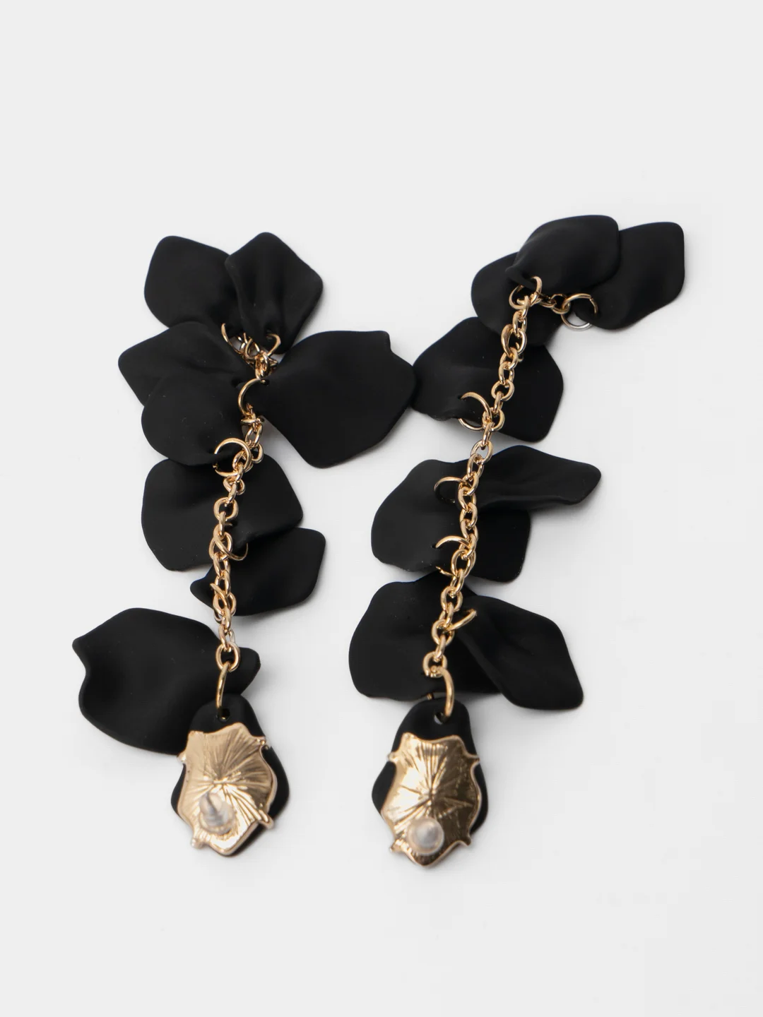 Лайм серьги длинные rose petal, вечерние серьги с лепестками