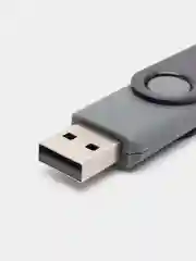 Черный флешка SmartBuy Twist USB 2.0, 4 объема