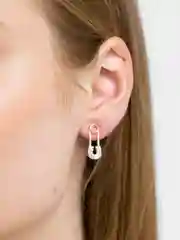 Алый серьги женские, гвоздики
