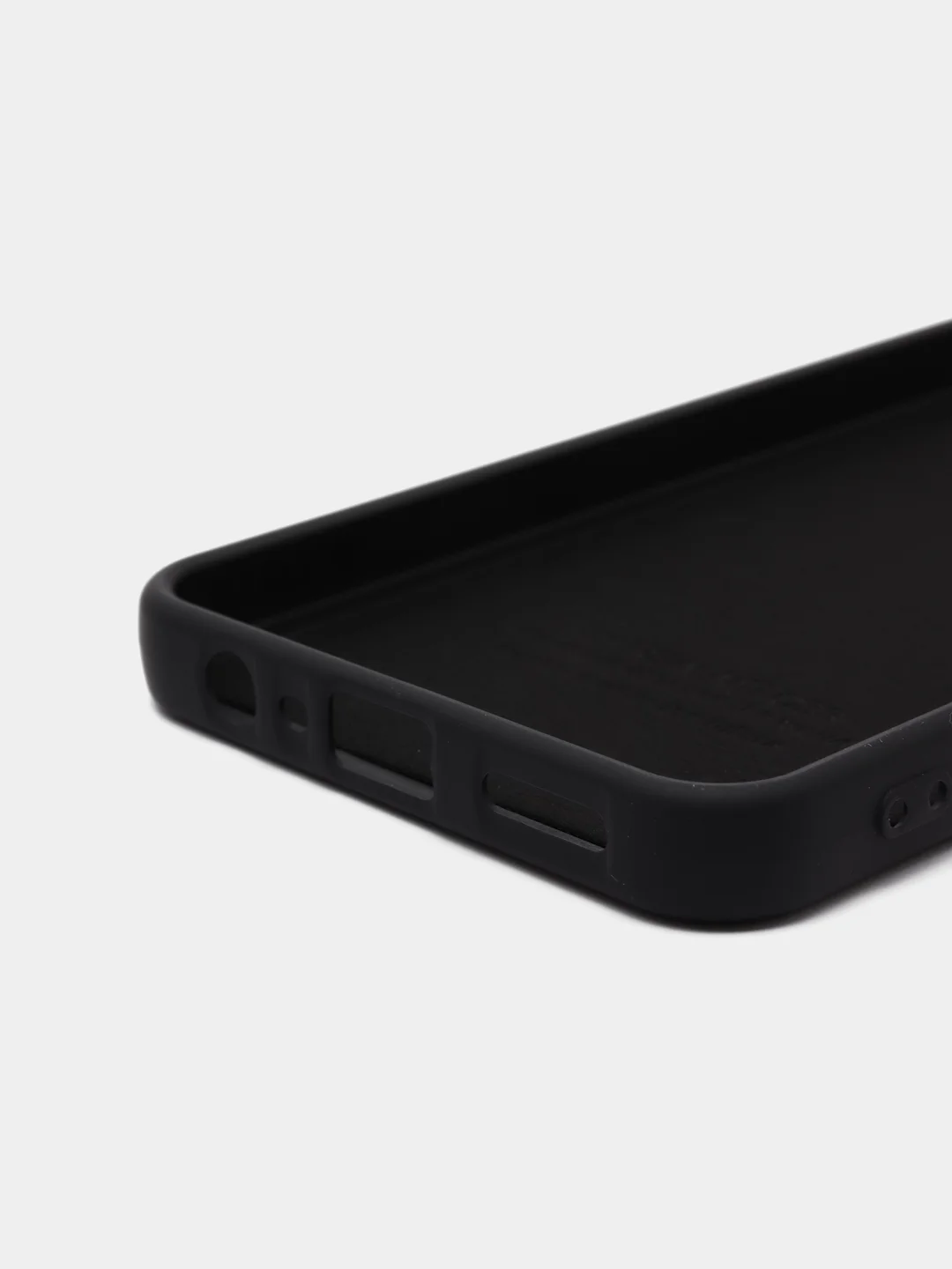 Черный чехол силиконовый для Realme C33 / Реалми С33