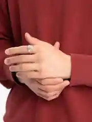 Серебряная печатка перстень