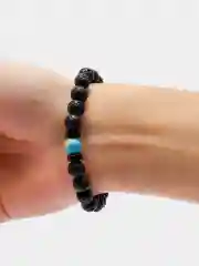 Синий браслет мужской, из вулканического камня