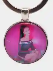 Алый брелки K-POP по мотивам группы ITZY