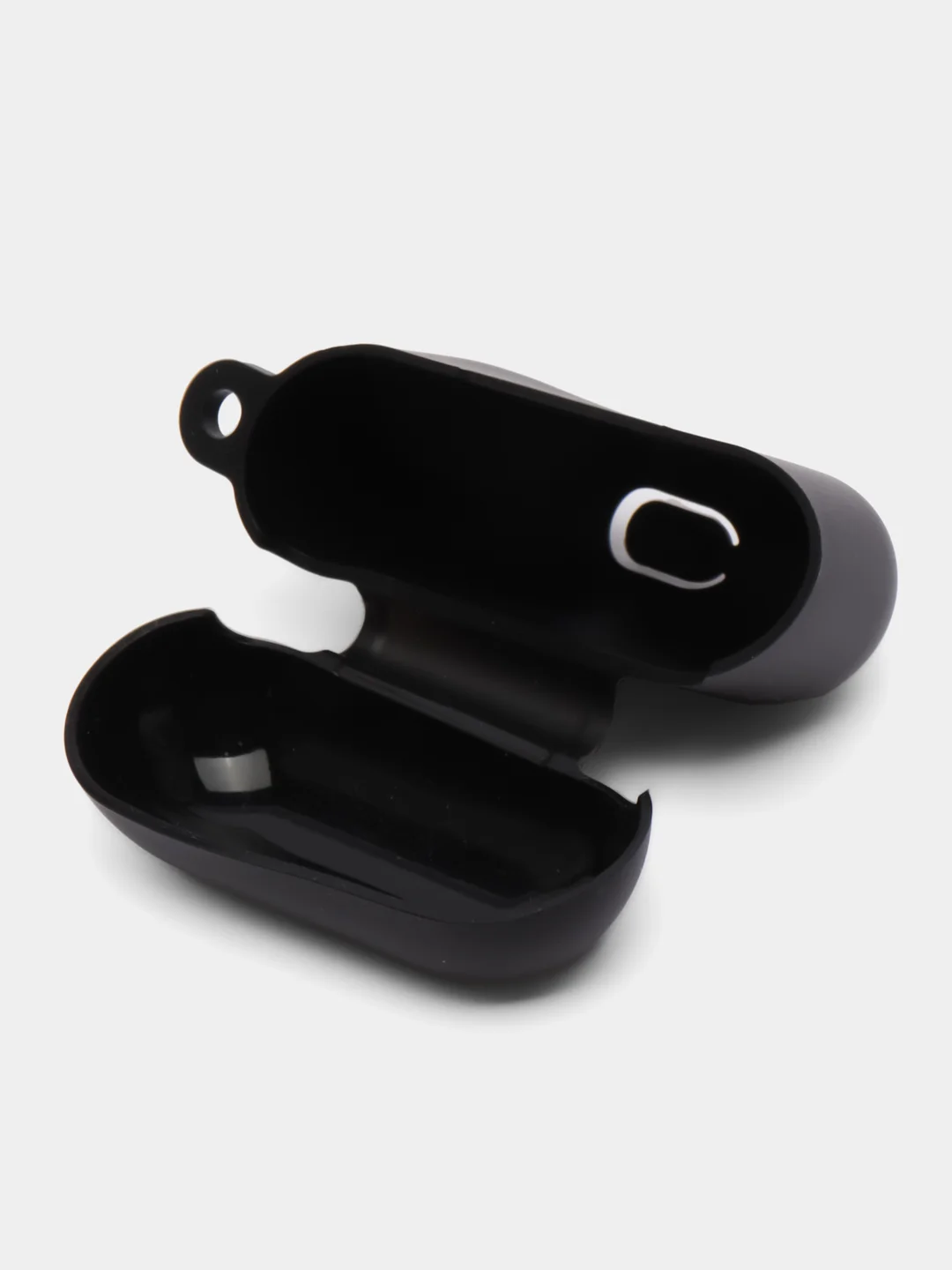 Черный силиконовый чехол для Apple Airpods 3