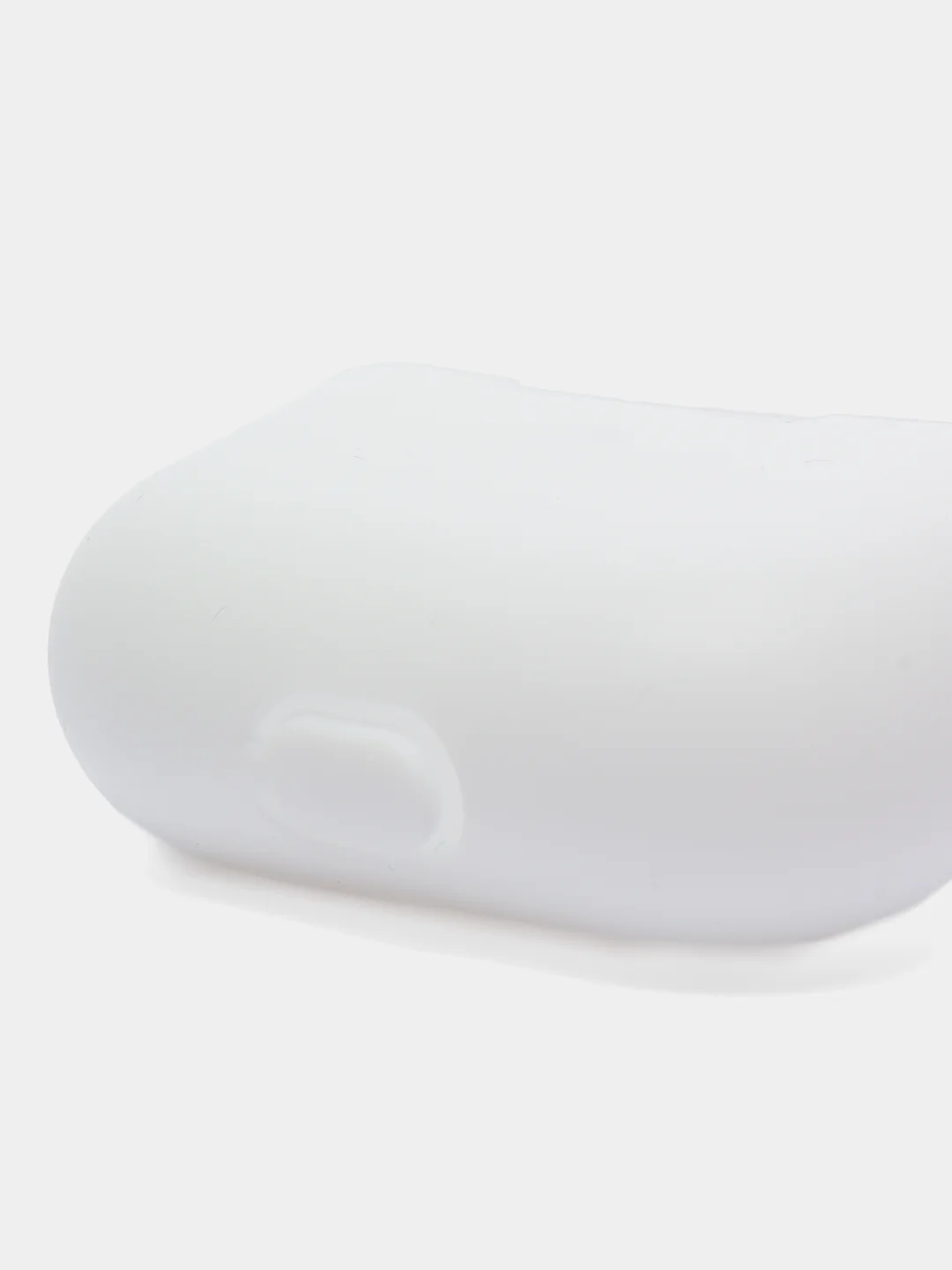 Белый силиконовый чехол для Apple Airpods 3