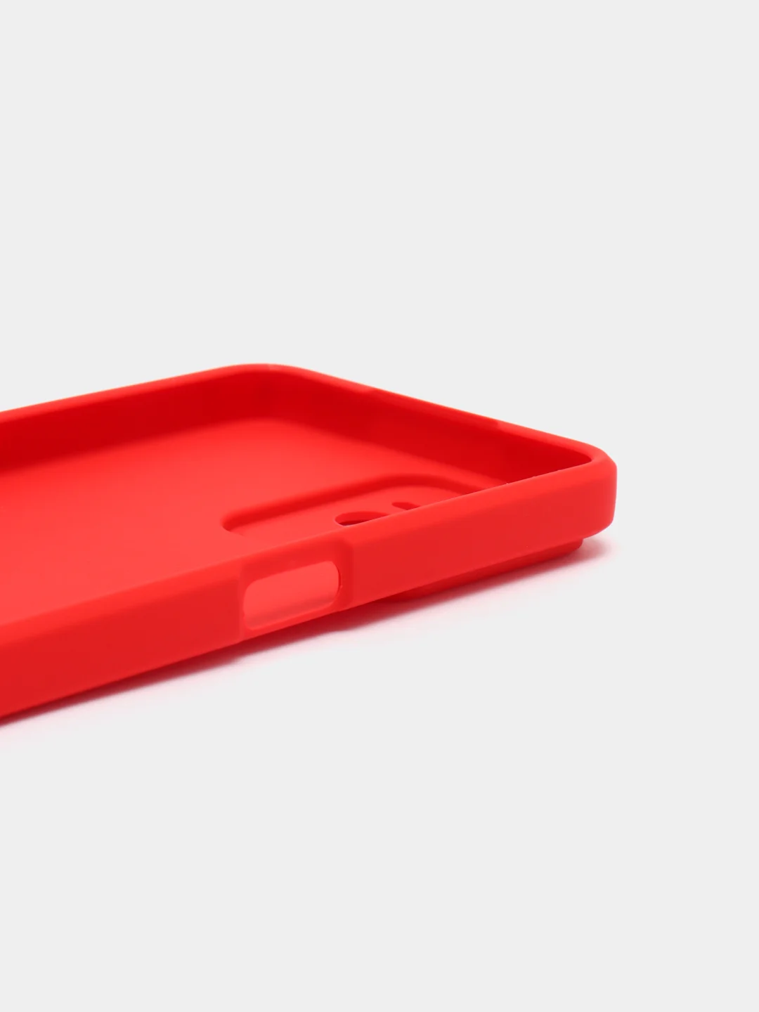 Красный чехол на Realme C35, с защитой камеры