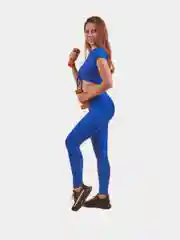 Синий костюм спортивный