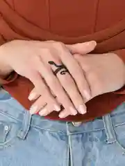 Черный кольцо унисекс "Змея"