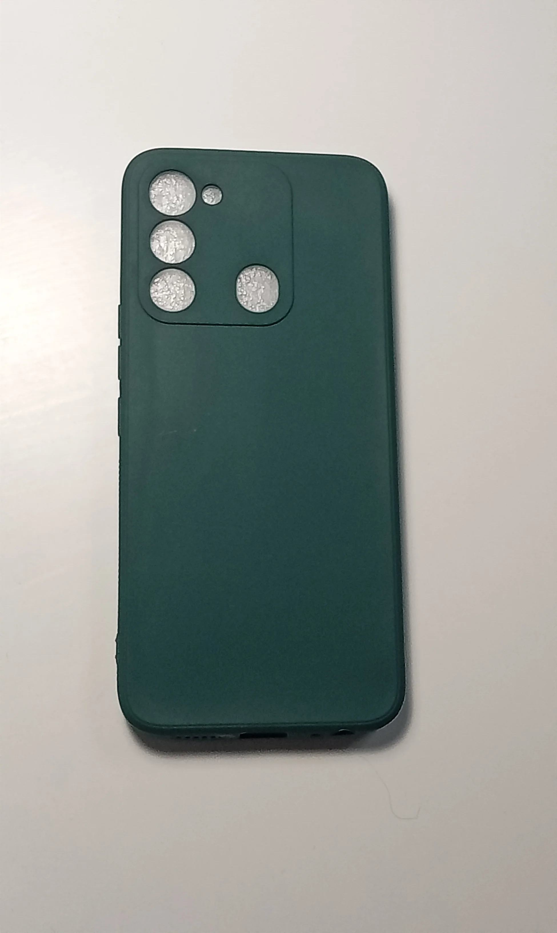 Зеленый чехол TECNO Spark 8C / TECNO GO 2022 с защитой камеры