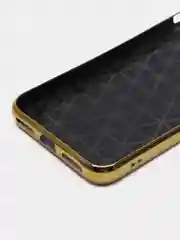 Золотой чехол для телефона