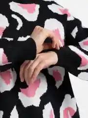 Черный женский свитер, оверсайз