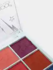 Палеткой теней для век "9 colors