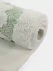 Мятный коврик для ванной