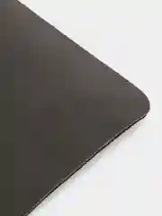 Черный коврик для ванной