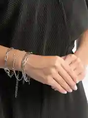 Серебряный набор женских браслетов