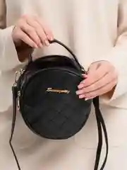 Молочный сумка женская, круглая, через плечо