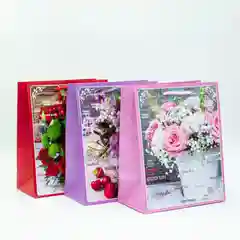 Пакет подарочный, на 8 марта, 3 штуки, 18 х 23 х 10 см