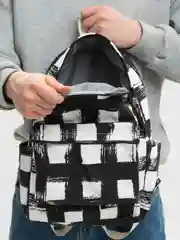 Черный рюкзак женский , мужской в клетку