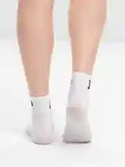 Белый носки унисекс, с буквой "Р"