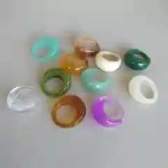 Кольца из эпоксидной смолы акриловые,МНОГО ЦВЕТОВ, тренд, самые модные украшения