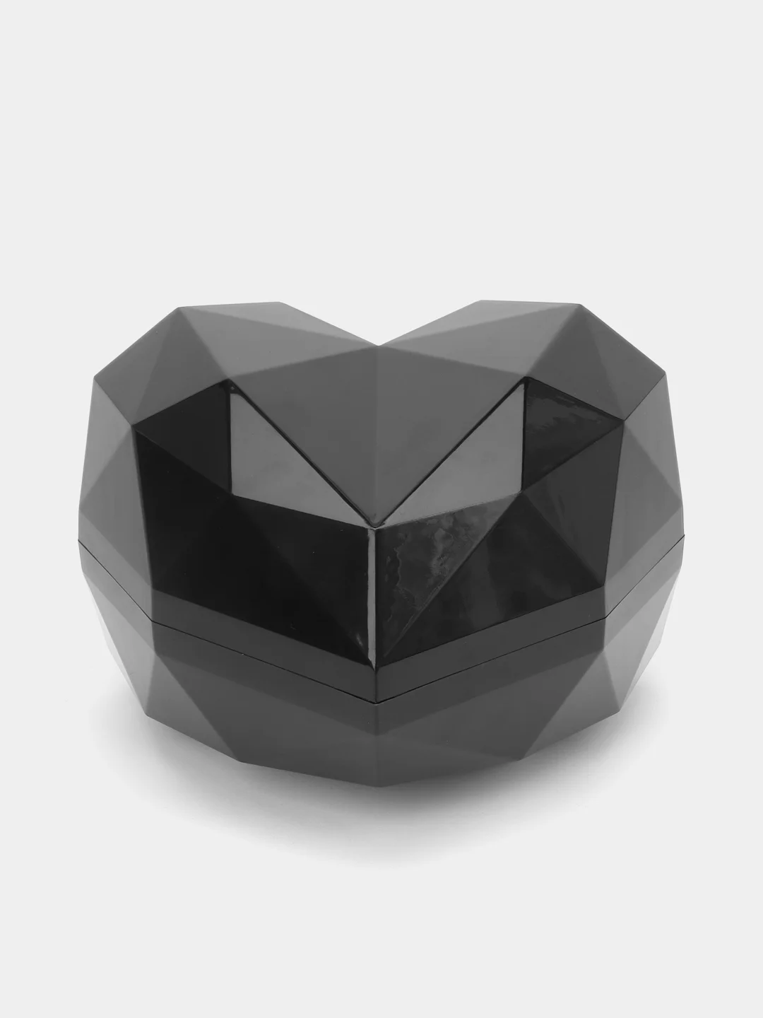 Подарочная коробка "Чёрное сердце", 18 х 18 х 12,5 см