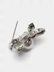 Серебряный брошь женская "Бабочка с жемчугом"