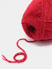 Багровый пряжа кавказская,  90% акрил, 10% шерсть, 300 м, 100 г