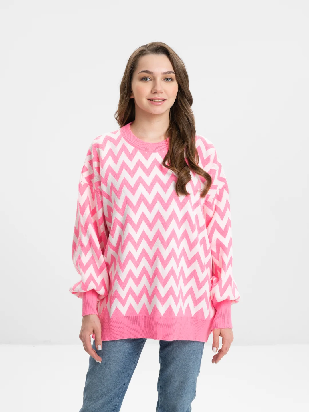 Розовый свитер оверсайз oversize