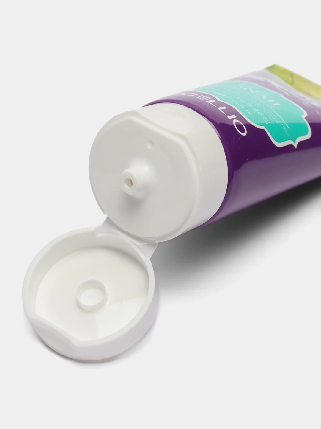 Пенка для лица с муцином улитки Dr.CELLIO G70 MOISTURE SNAIL FOAM CLEANSING, 100 мл