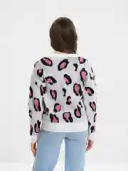 Розовый кардиган женский