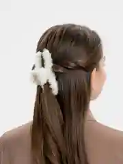 Белый заколка краб для волос, с мехом, разноцветный, крабик, меховой
