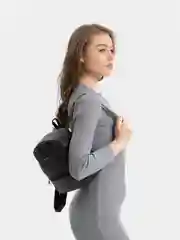 Черный женский рюкзак, универсальный, экокожа, разные цвета