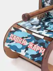 Подарочная упаковка для пива "Броня крепка" в виде танка-подарок на 23 февраля